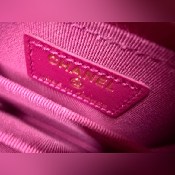 CHANEL CC Zippy Caviar Small Card Wallet RASPBERRY - Picture 8 of 11